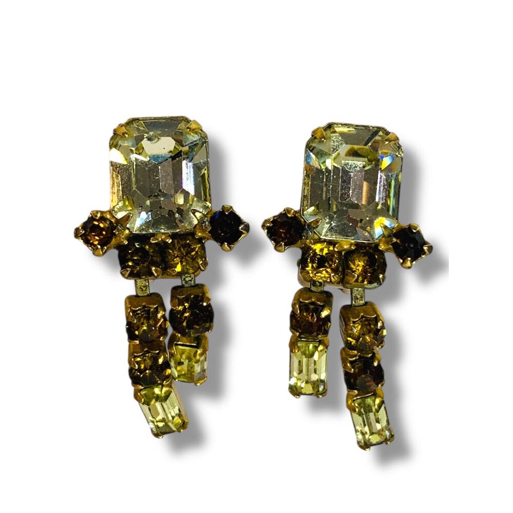 Signed Weiss Amber Crystal Earrings Non-Pierced Clip On 1.25 Inch Drop Vintage